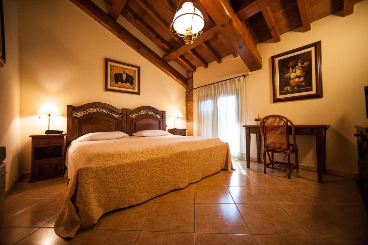 Hotel Corte Vecchia San Prospero المظهر الخارجي الصورة