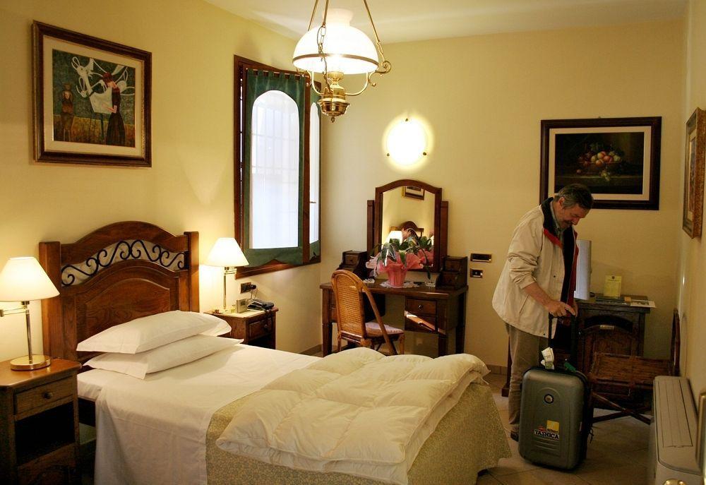 Hotel Corte Vecchia San Prospero المظهر الخارجي الصورة